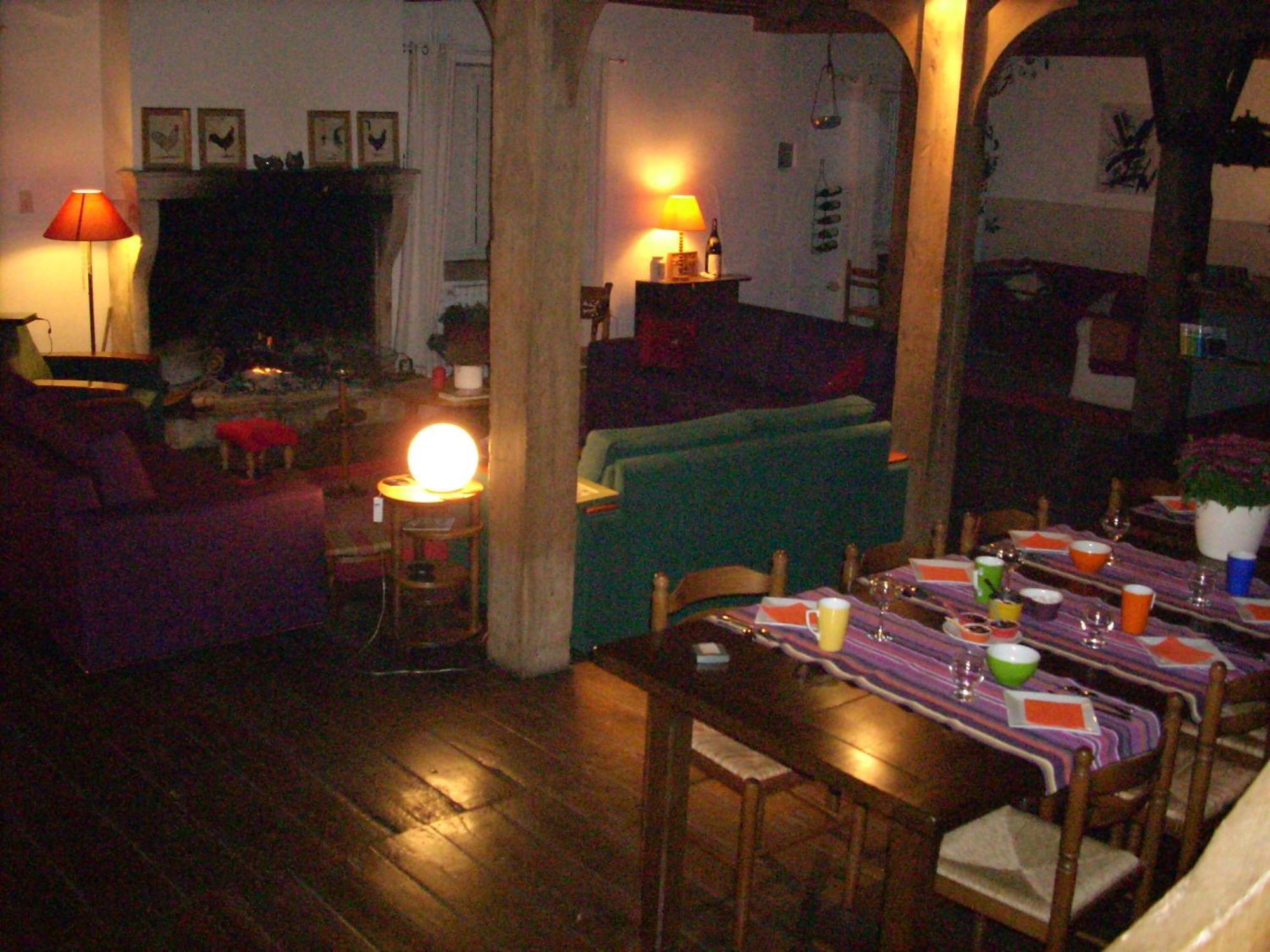 Bed and Breakfast Le Moulin De Poilly Exterior foto