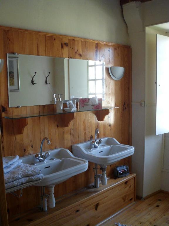 Bed and Breakfast Le Moulin De Poilly Habitación foto