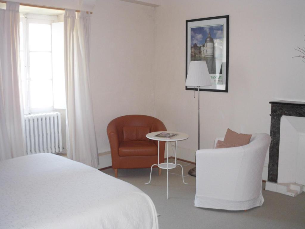 Bed and Breakfast Le Moulin De Poilly Habitación foto