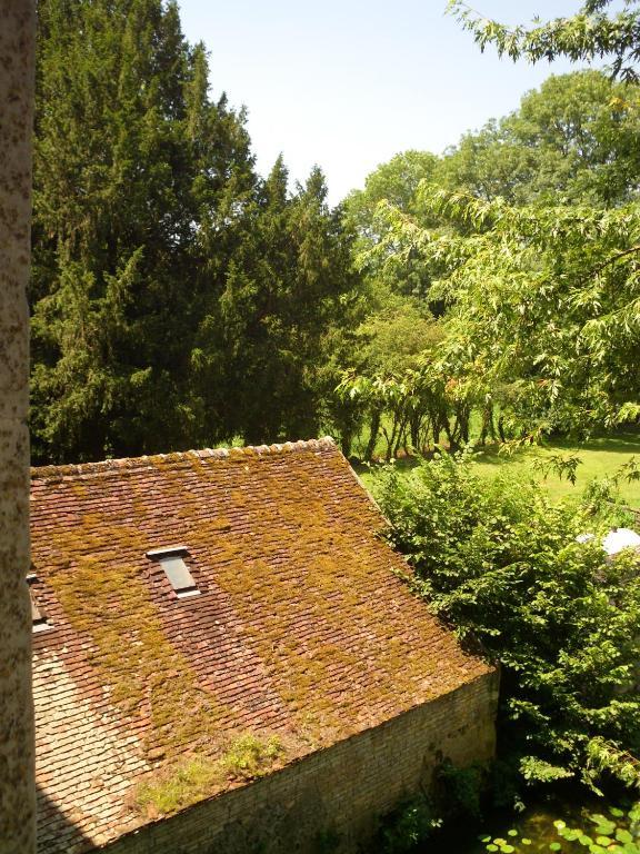 Bed and Breakfast Le Moulin De Poilly Habitación foto
